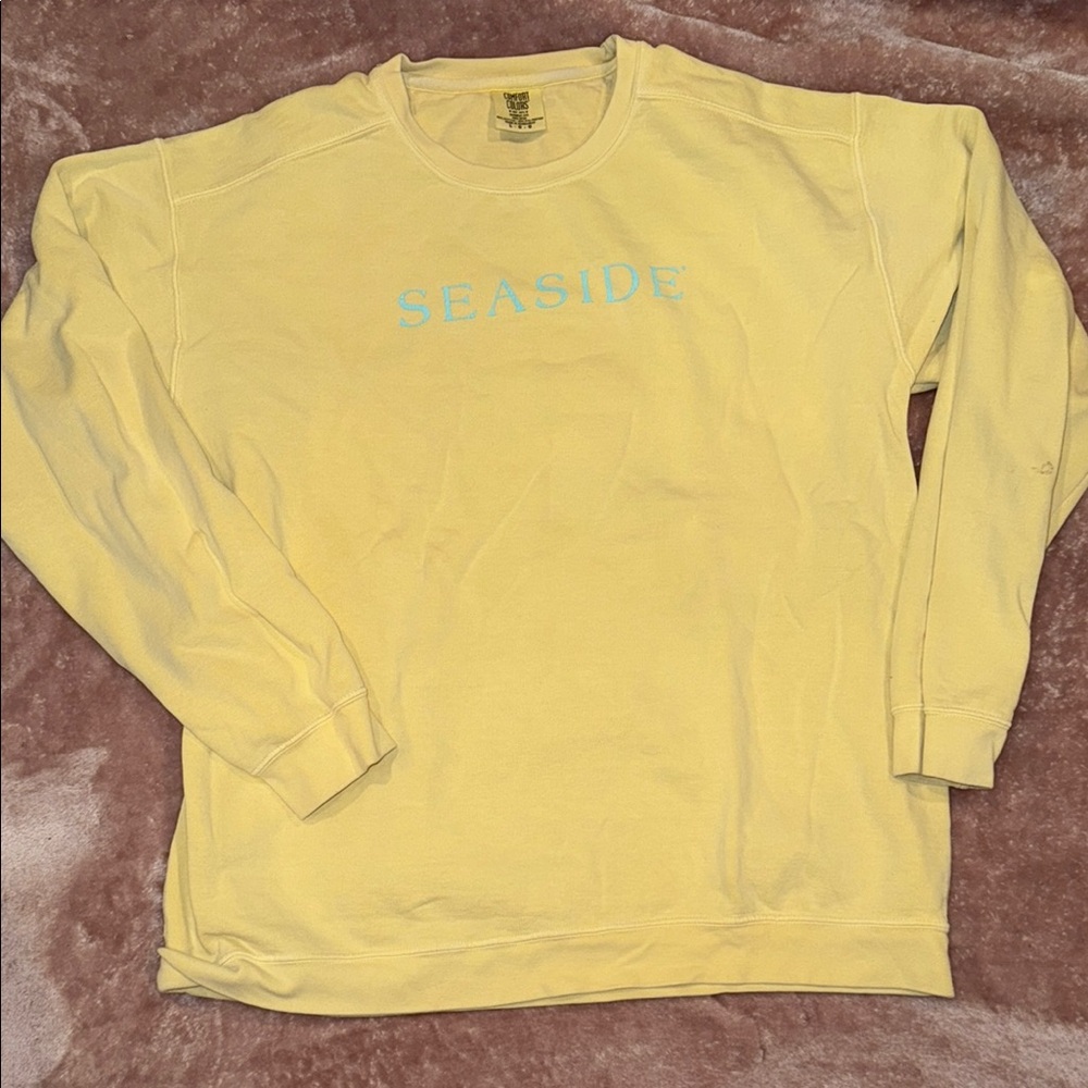 Seaside yellow sweatshirt
